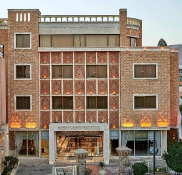 هتل  زندیه شیراز