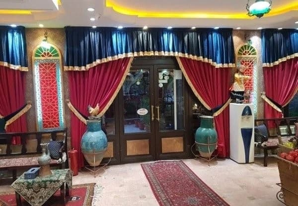هتل  ابیانه 4