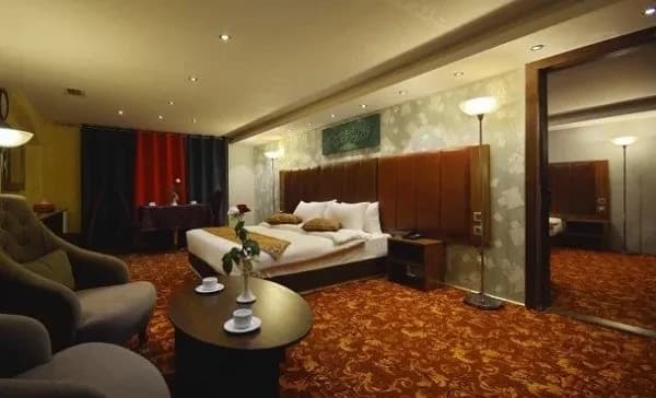 image-gallery