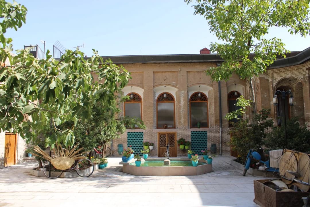 image-gallery