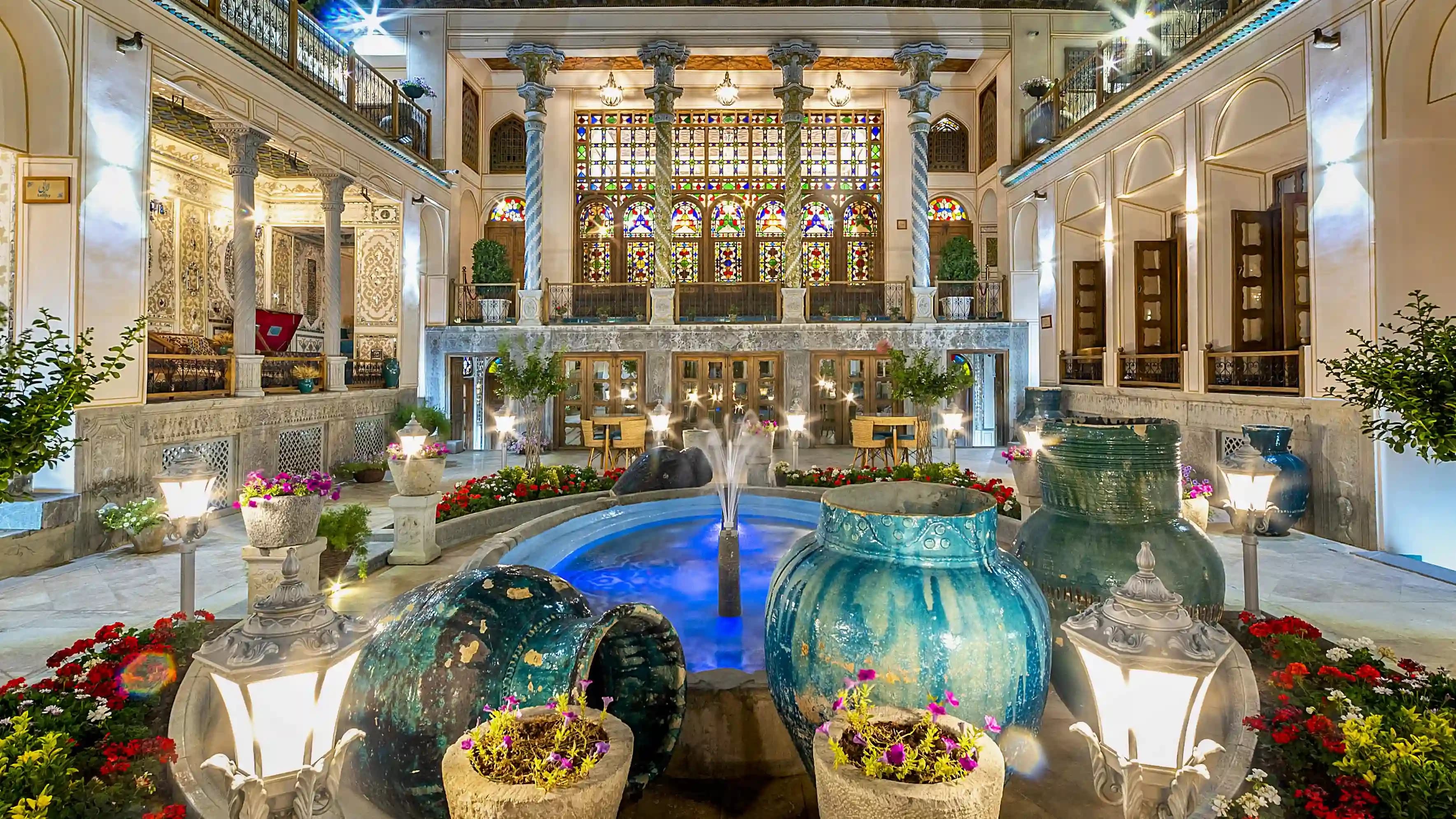 هتل بوتیک عمارت شهسواران اصفهان