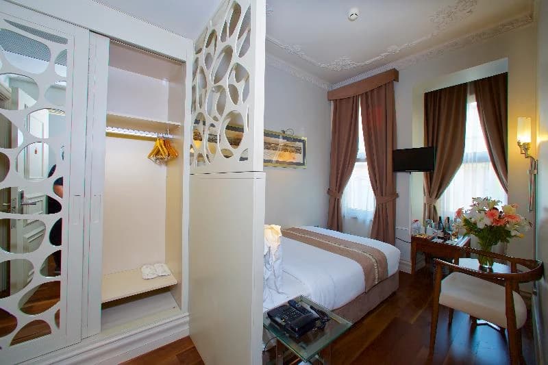 image-gallery