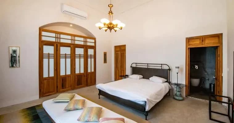 image-gallery