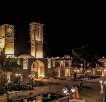 Kerman-Karvansara-vakil