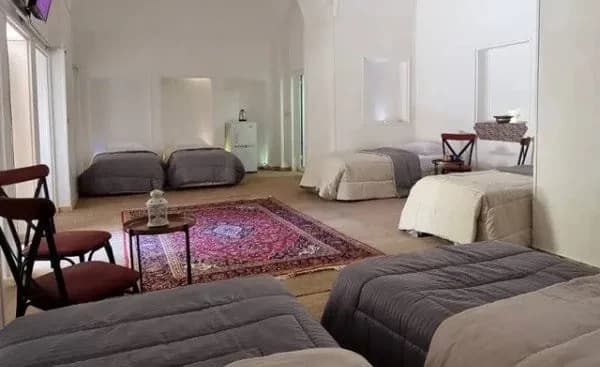 image-gallery