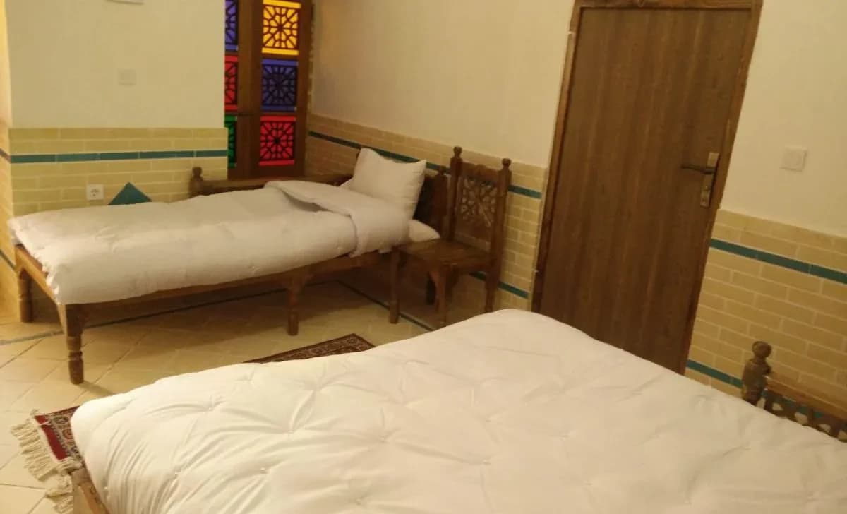 اقامتگاه سنتی  انار نائین 3