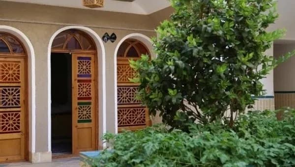 اقامتگاه سنتی  انار نائین 4