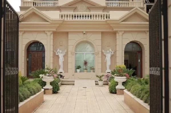 image-gallery