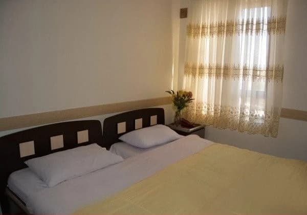 image-gallery
