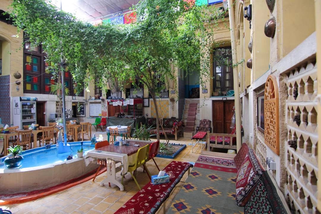 اقامتگاه سنتی  گلشن شیراز