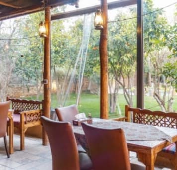 Shiraz-Khaneh-bagh-irani