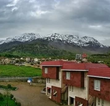 Si-sakht-Simorgh-dena