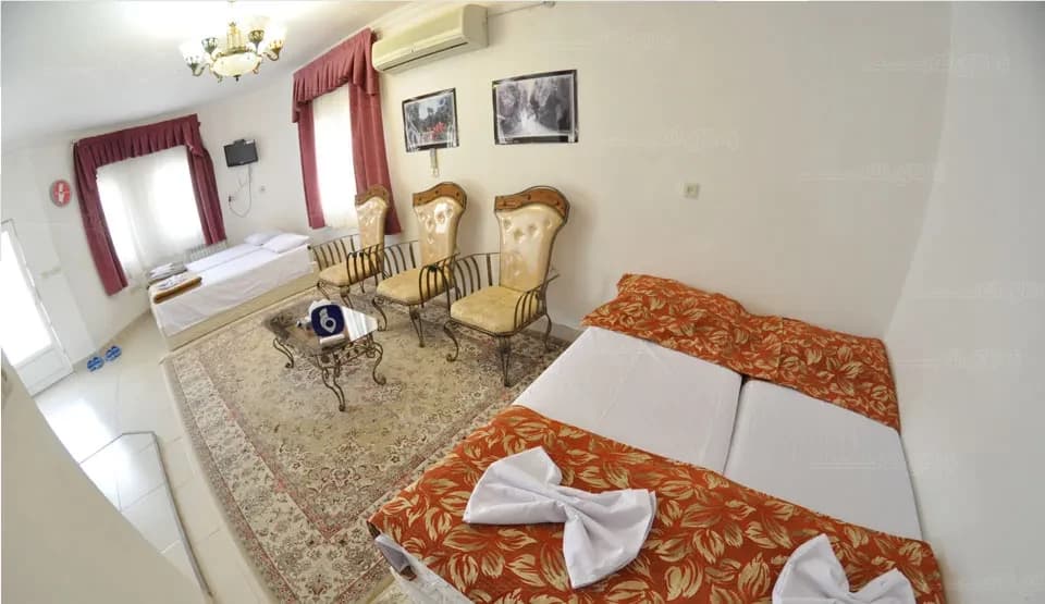 image-gallery