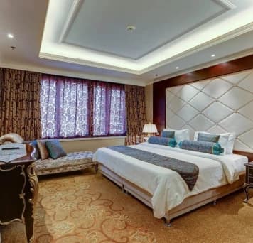 Tehran-Parsian-azadi-tehran