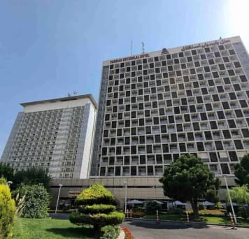 Tehran-Parsian-esteghlal