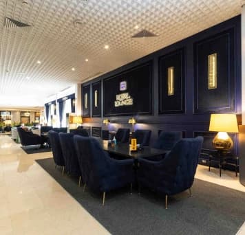 Tehran-Parsian-esteghlal