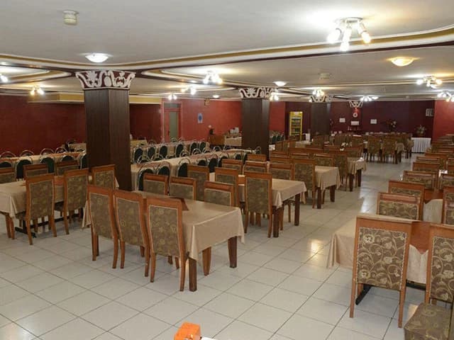 هتل  ساحل ارومیه 4