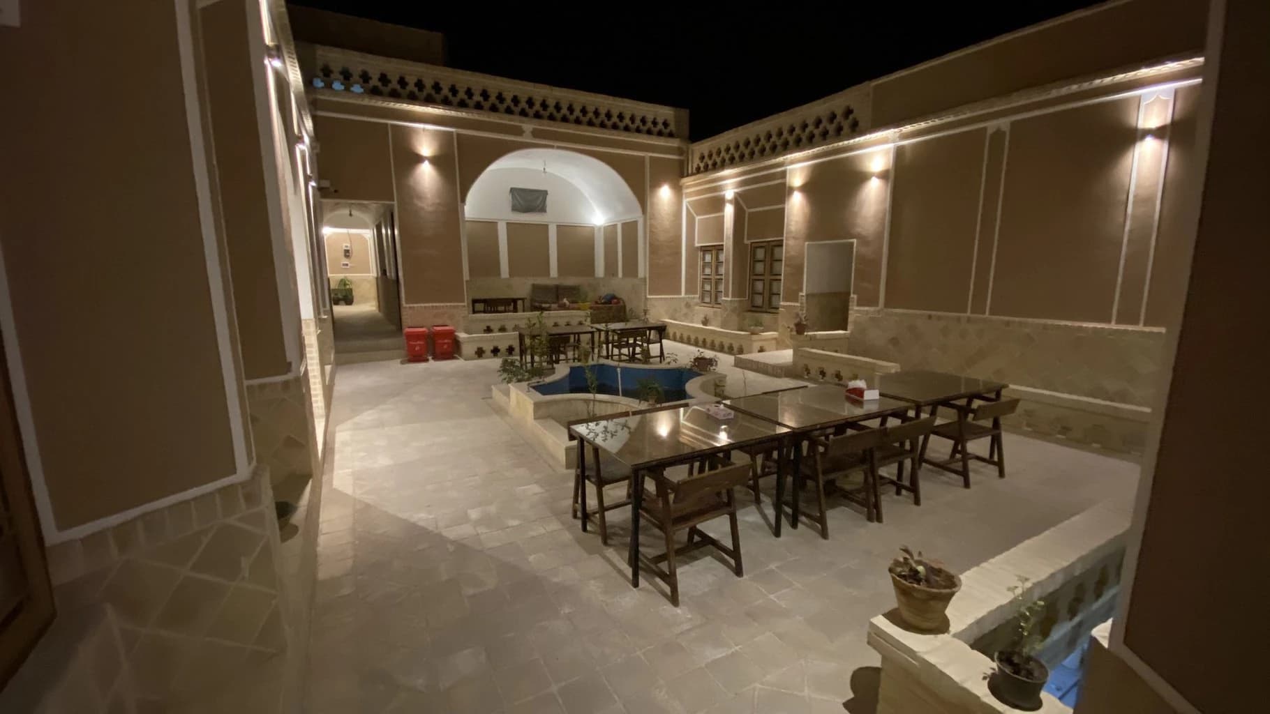 اقامتگاه سنتی  خوان سالار یزد 5