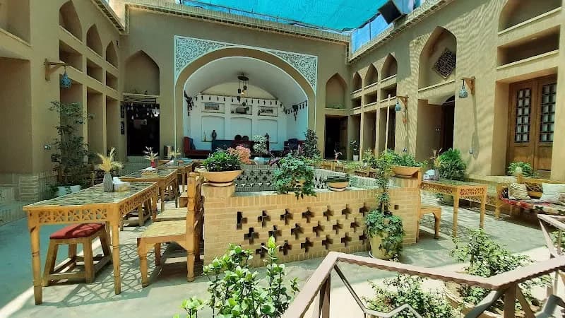 اتاق دو تخته دبل نارنجستان(طبقه پائین)