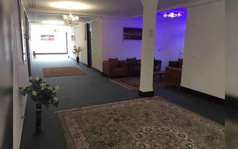 image-gallery
