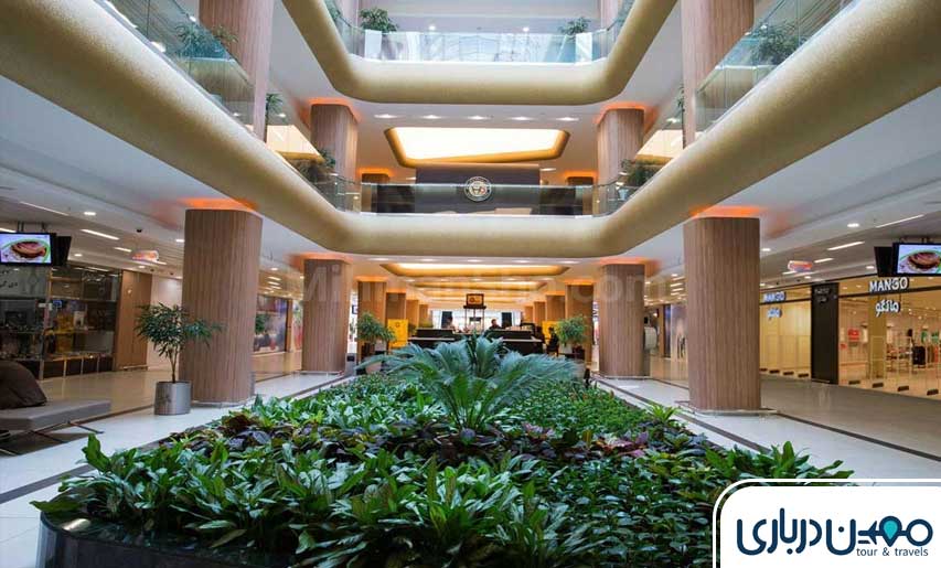 فودکورت لاله پارک تبریز