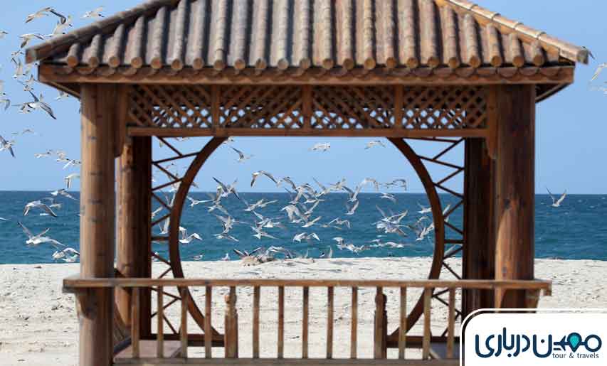 ساحل کلبه هور کیش؛ دیدن دریا از کلبه