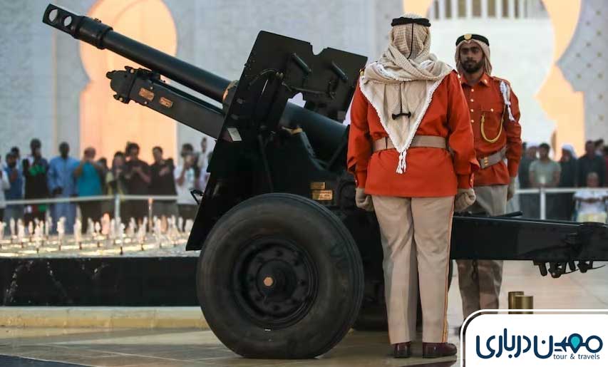 جشن رمضان و شلیک توپ