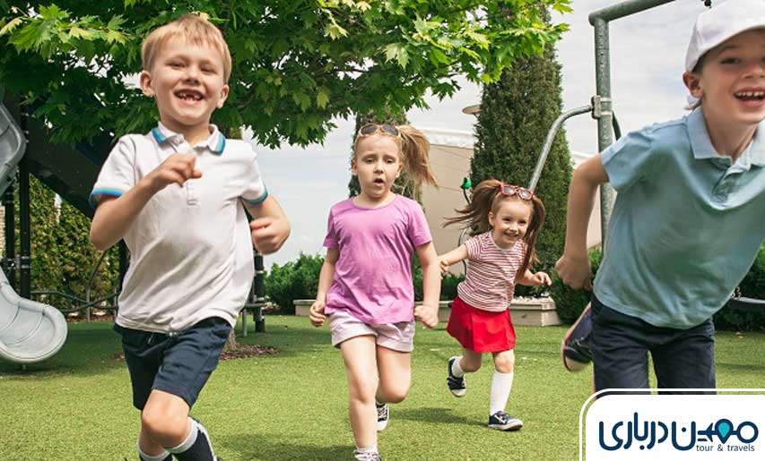 لباس مناسب کودکان در سفرهای تابستانی