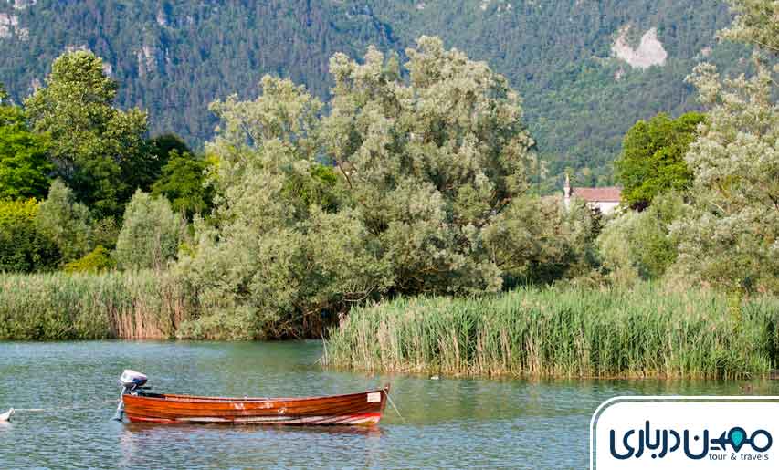 الموت و دریاچه اوان